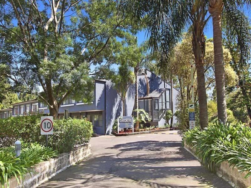 Checkers Resort Terrey Hills Exterior foto